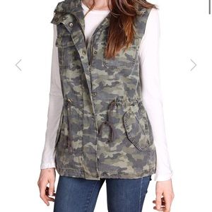 Velvet by Graham & Spencer Camo Vest